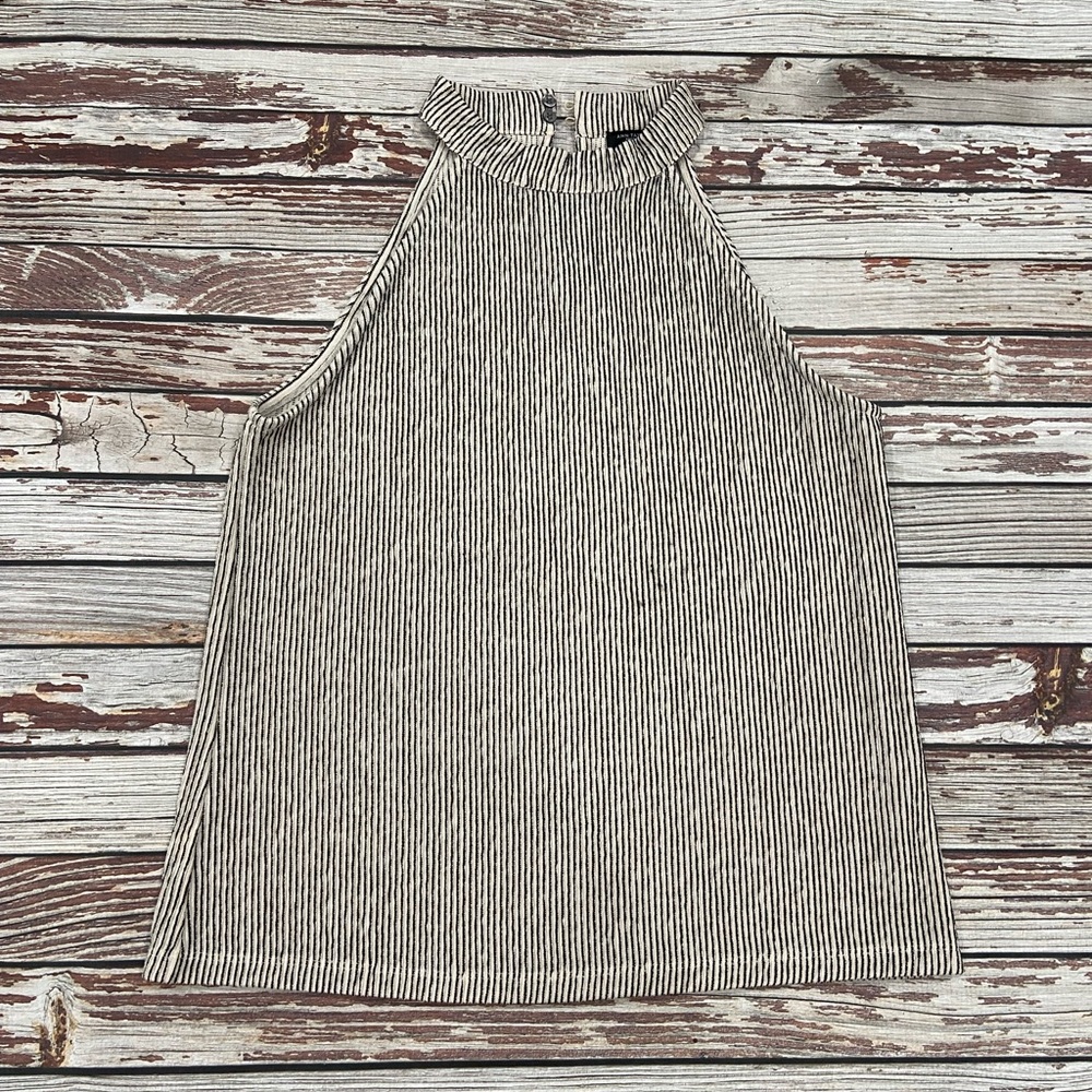Ann Taylor sleeveless top